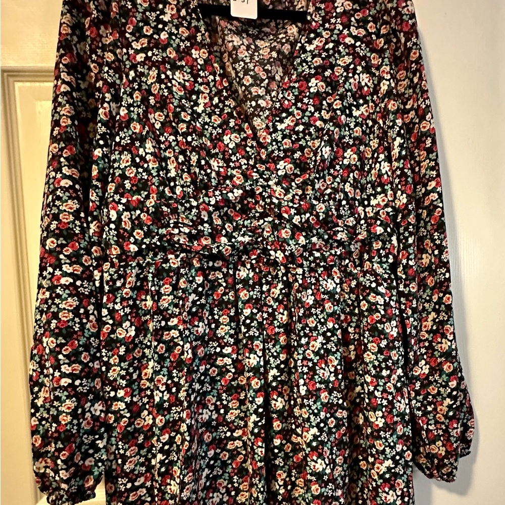 SHEIN Floral Long Sleeve Dress - Black and Red